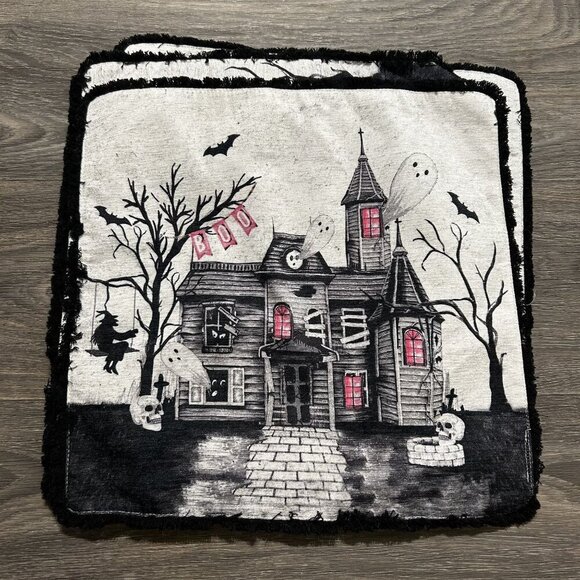 Christian Lacroix Halloween Haunted House Placemats Set of 4 16" Square Spooky - Picture 1 of 7